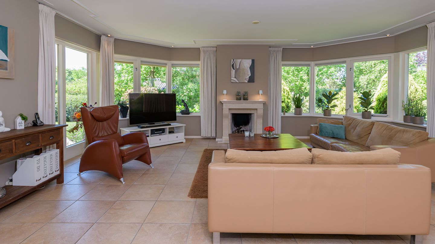 Foto 19 van Hietveldweg 1