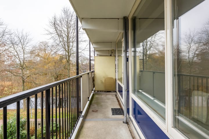 Photo 32 of Aart van der Leeuwlaan 72