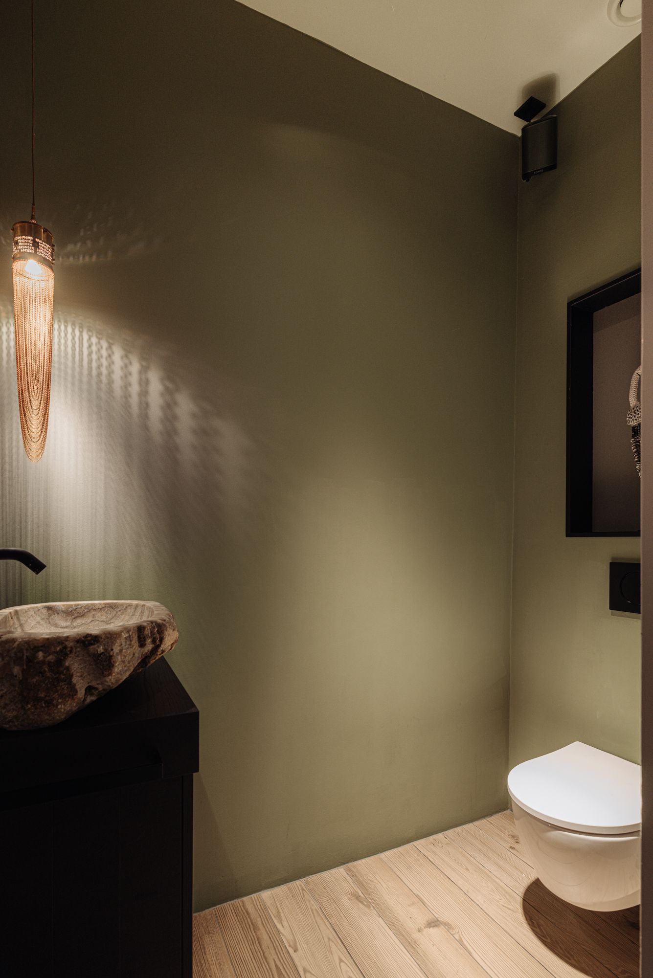 Photo 36 of Honthorststraat 50-H