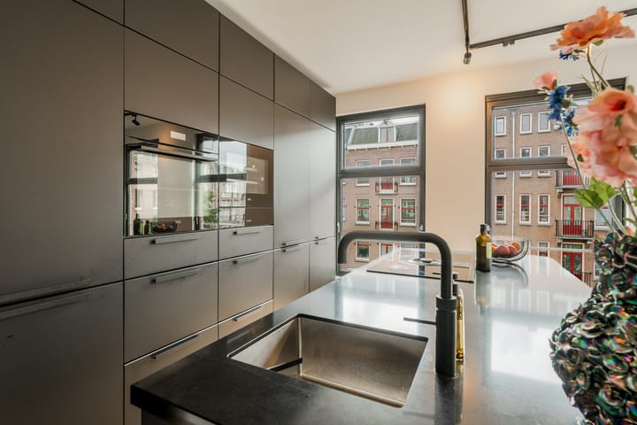 Foto 11 van Zeilstraat 50-2