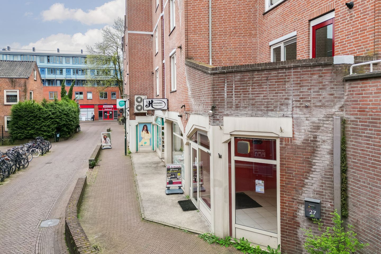 View photo 4 of Koestraat 27