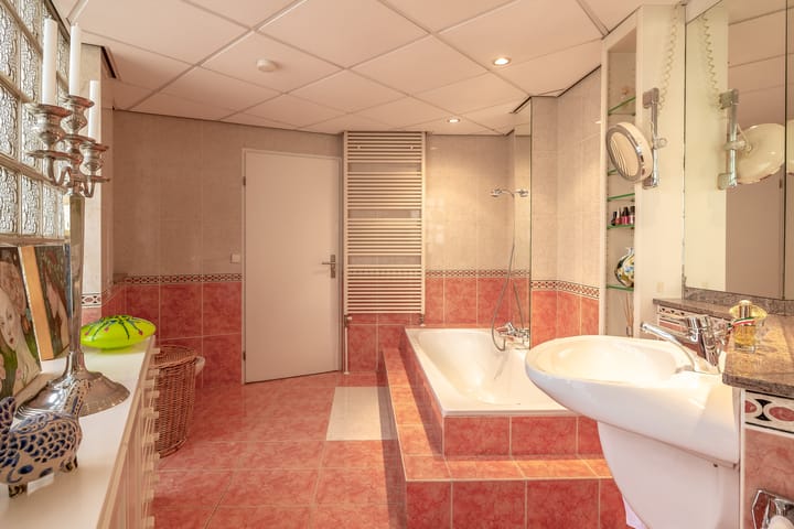 Foto 43 van Beekstraat 32-D