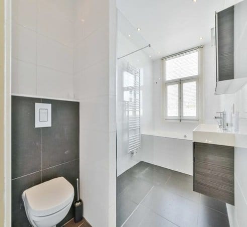 Foto 10 van Van Eeghenstraat 10-2