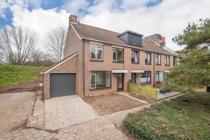 Photo 10 of Schepen van Hemerthstraat 46