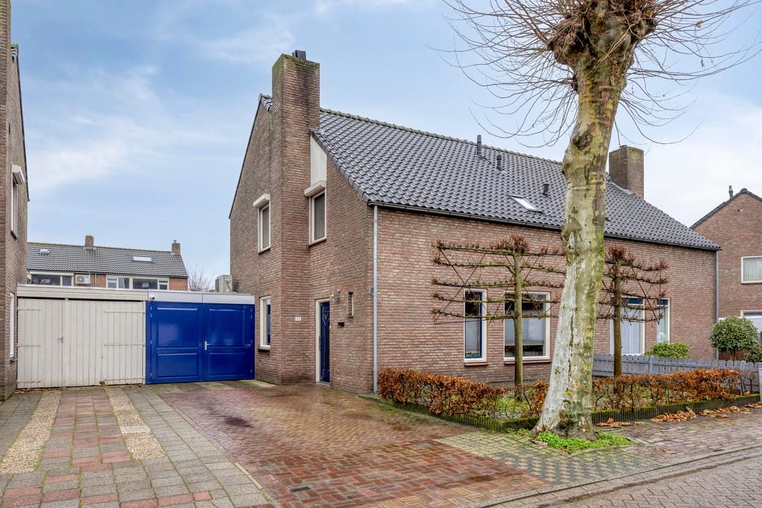 Photo 2 of Prins van Luikstraat 37