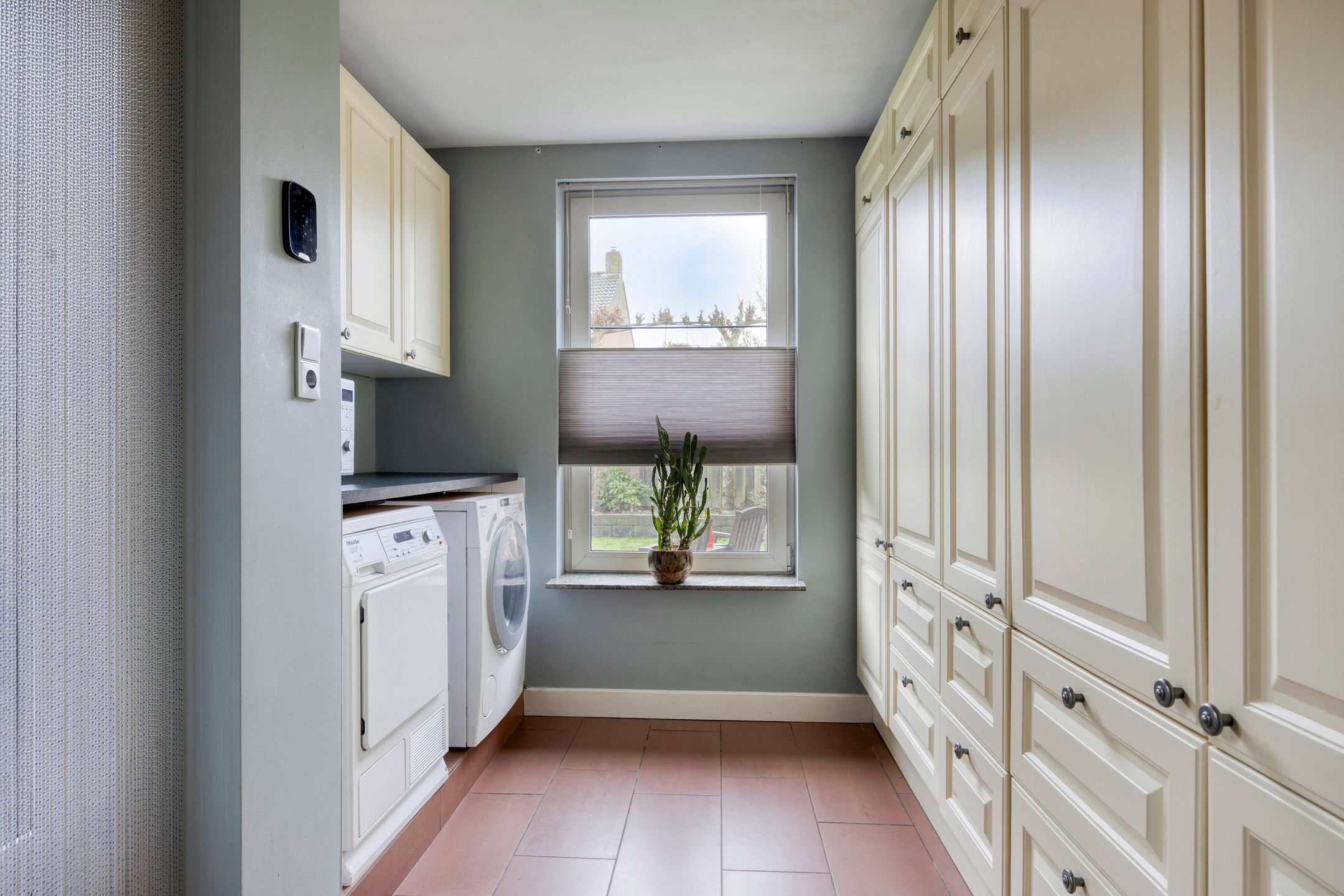 Photo 27 of Prins van Luikstraat 37