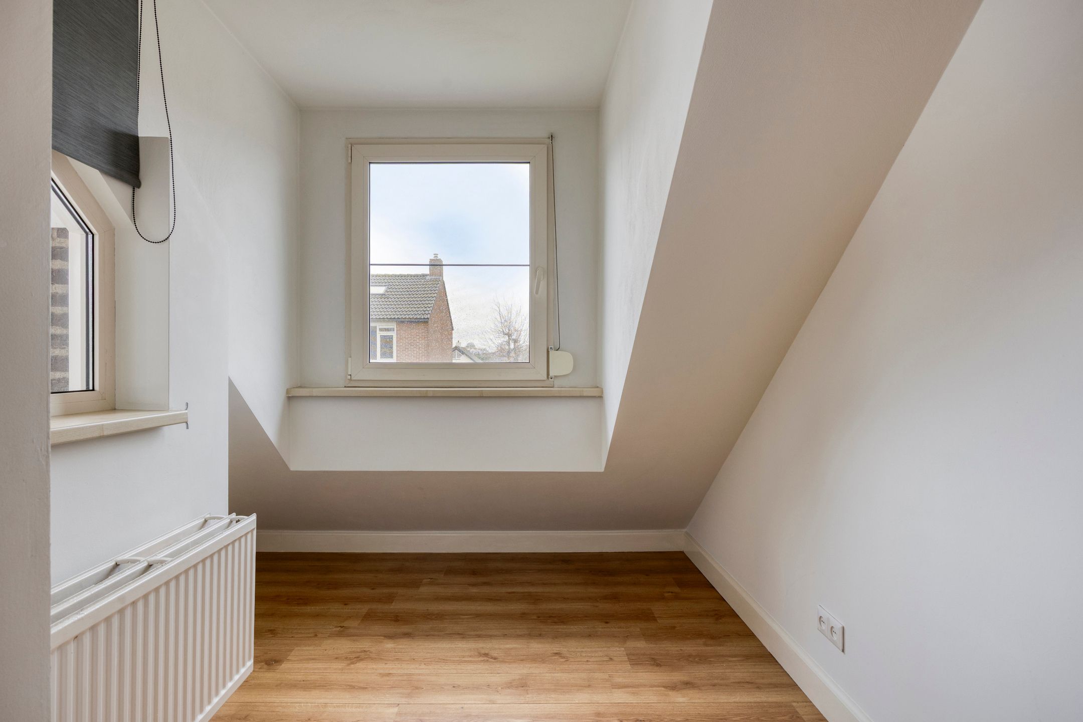 Photo 39 of Prins van Luikstraat 37