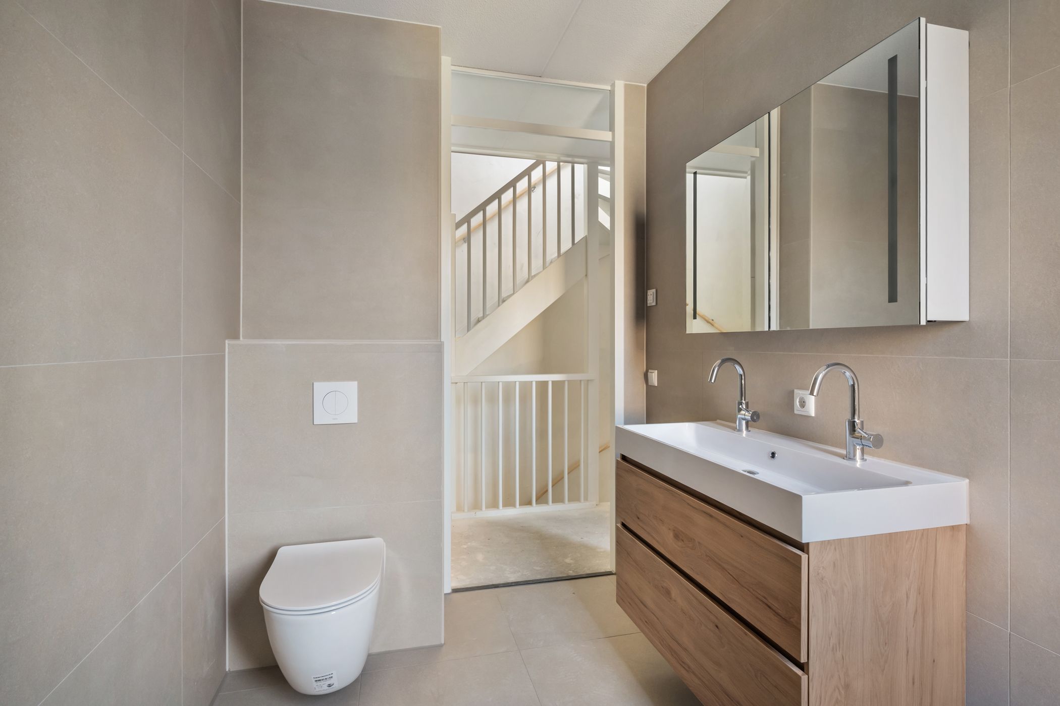 Foto 24 van A.J. Albertsstraat 1-J