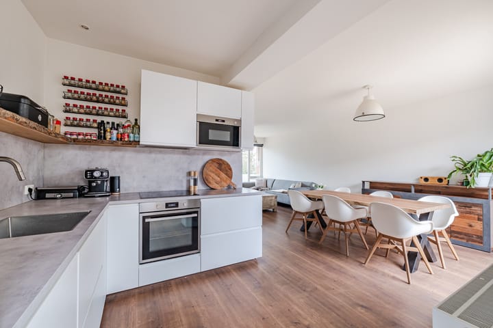 Photo 22 of Worp Tjaardastraat 121