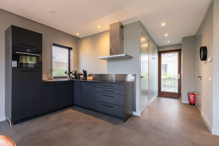 Foto 10 van Varelseweg 211-0363