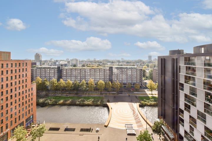 Foto 5 van Gustav Mahlerplein 203