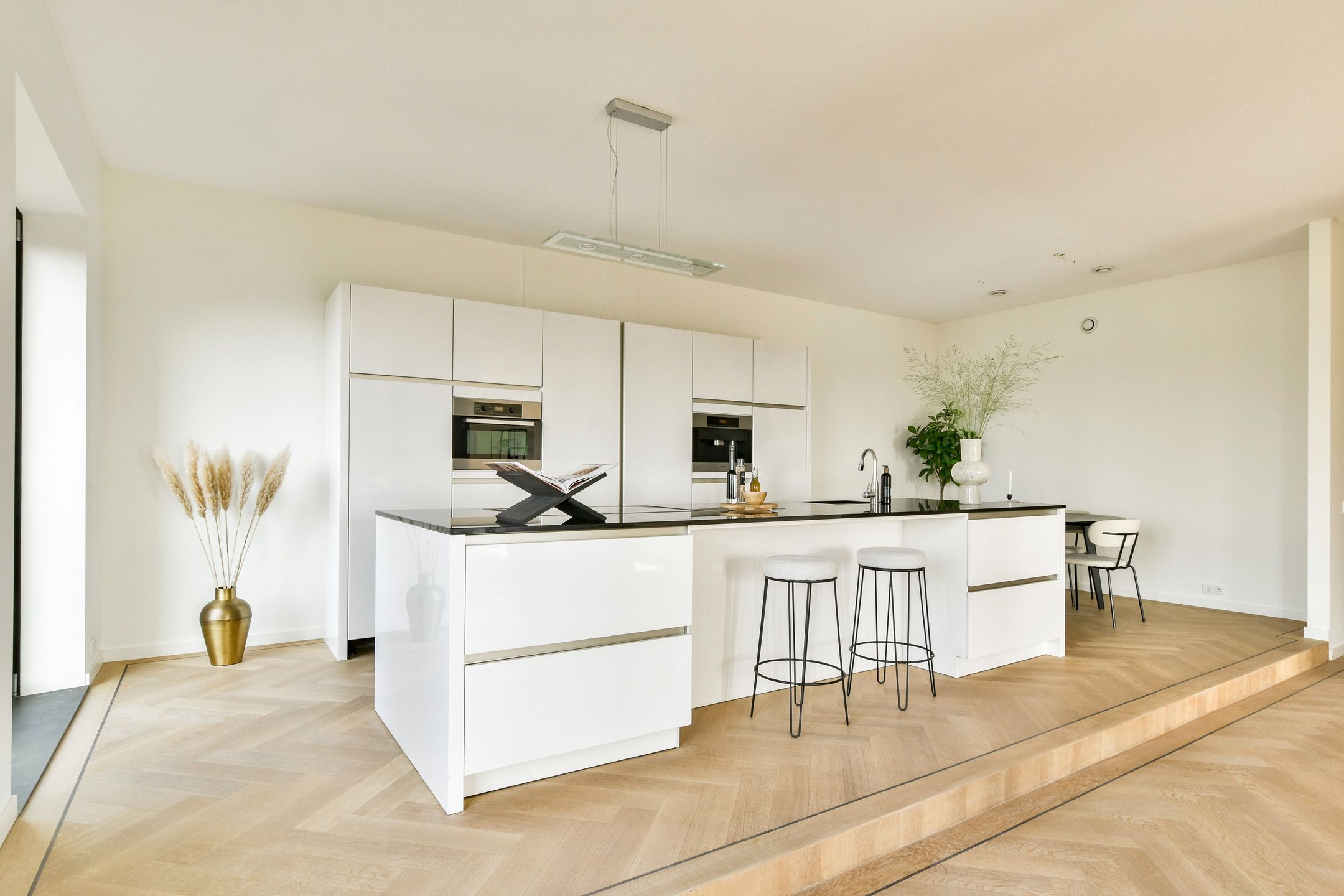 Foto 9 van Gustav Mahlerplein 203