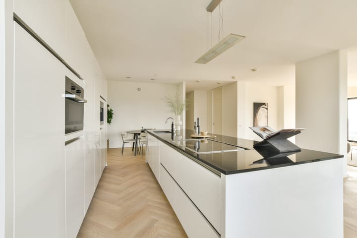 Foto 10 van Gustav Mahlerplein 203