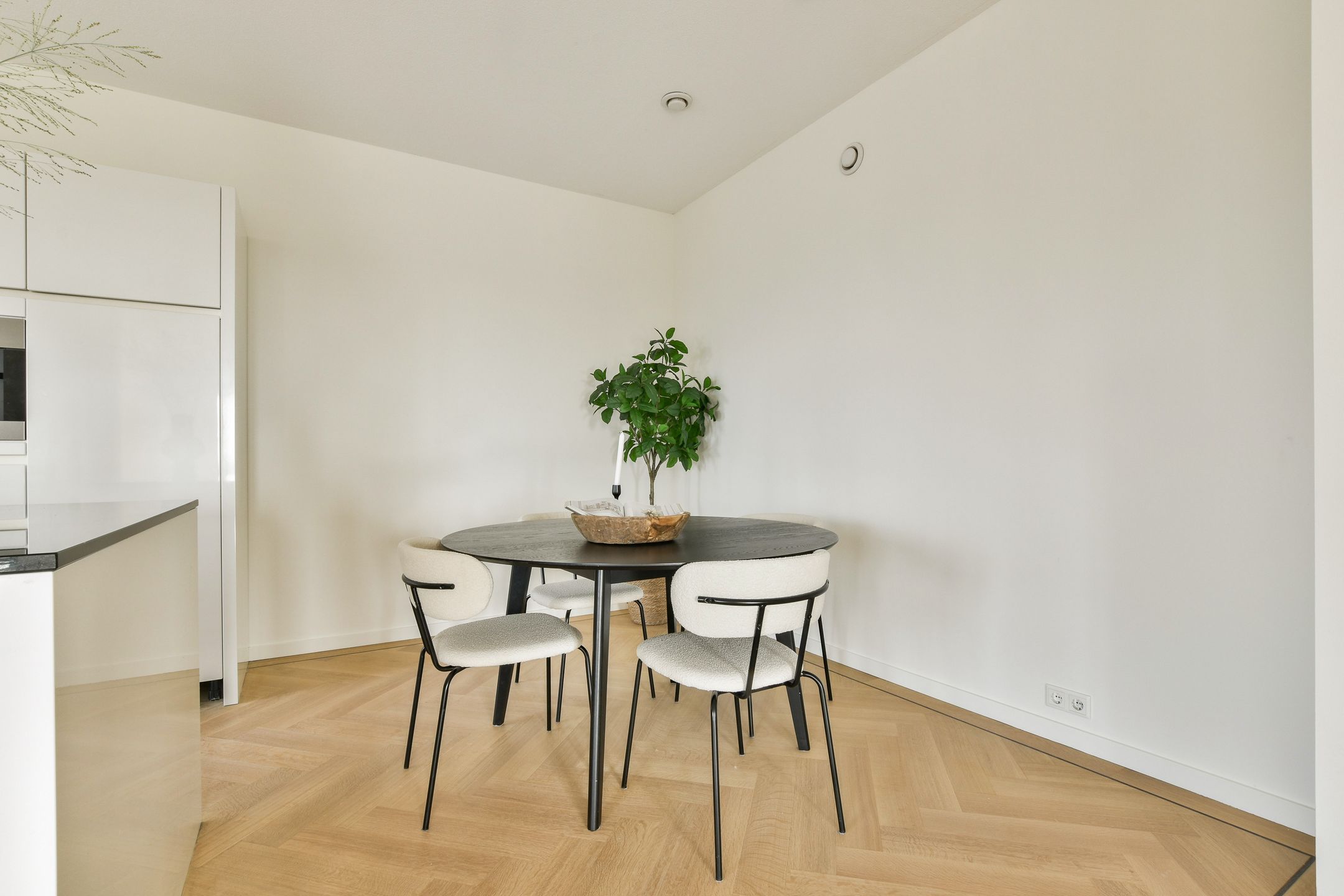 Foto 15 van Gustav Mahlerplein 203