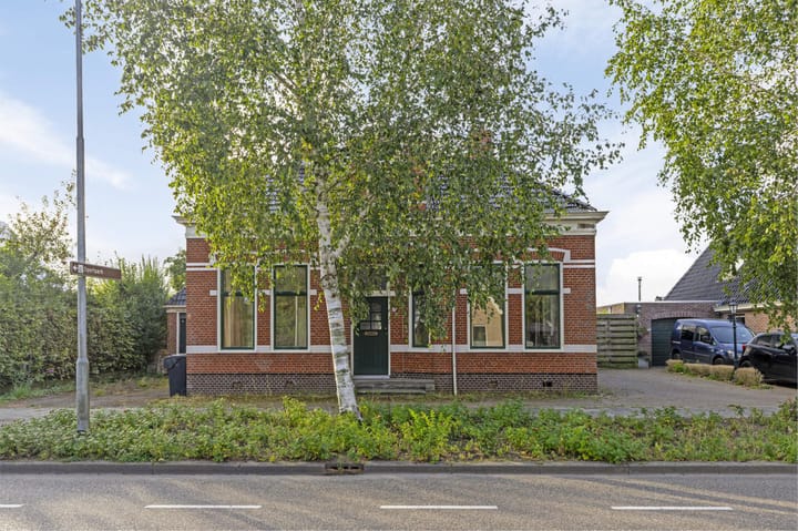 Photo 2 of Hoofdstraat 52