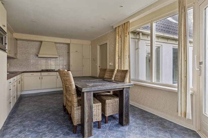 Photo 15 of Hoofdstraat 52