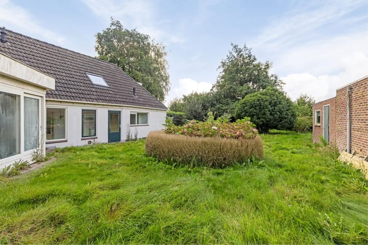 Photo 37 of Hoofdstraat 52