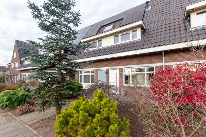 Foto 3 van Agnes Huijnstraat 20