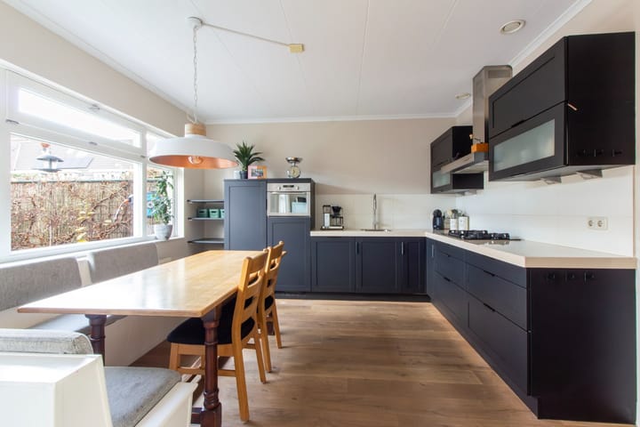 Foto 14 van Agnes Huijnstraat 20