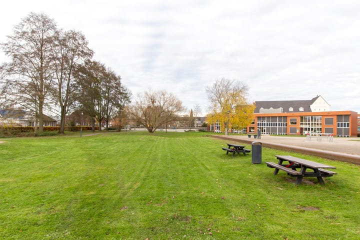 Foto 49 van Agnes Huijnstraat 20