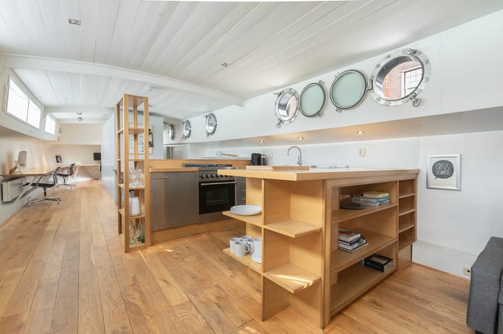 Photo 10 of Amstel 51-H