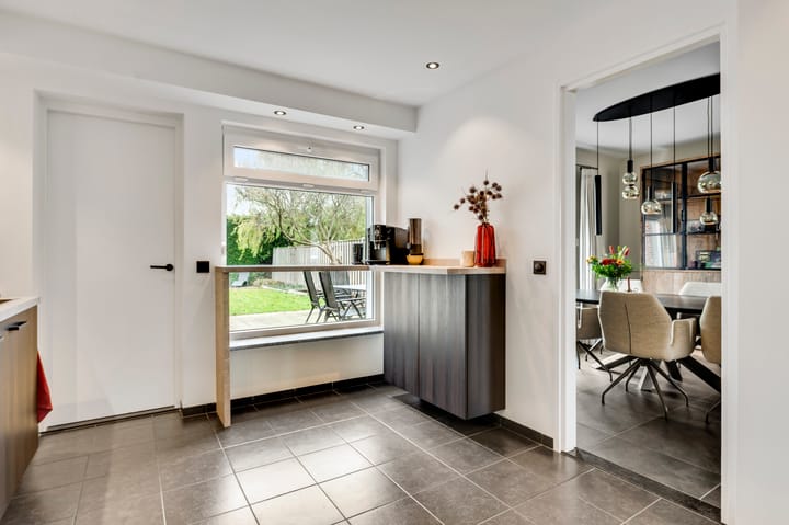 Photo 14 of Sint Willibrordusstraat 20