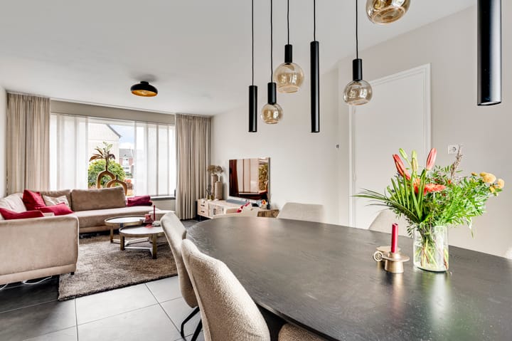 Photo 19 of Sint Willibrordusstraat 20