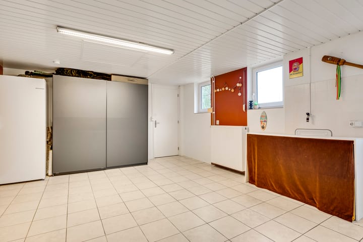 Photo 21 of Sint Willibrordusstraat 20