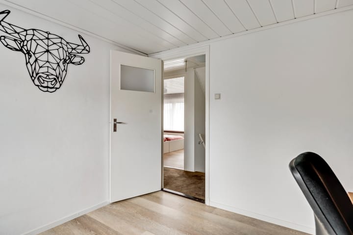 Photo 36 of Sint Willibrordusstraat 20