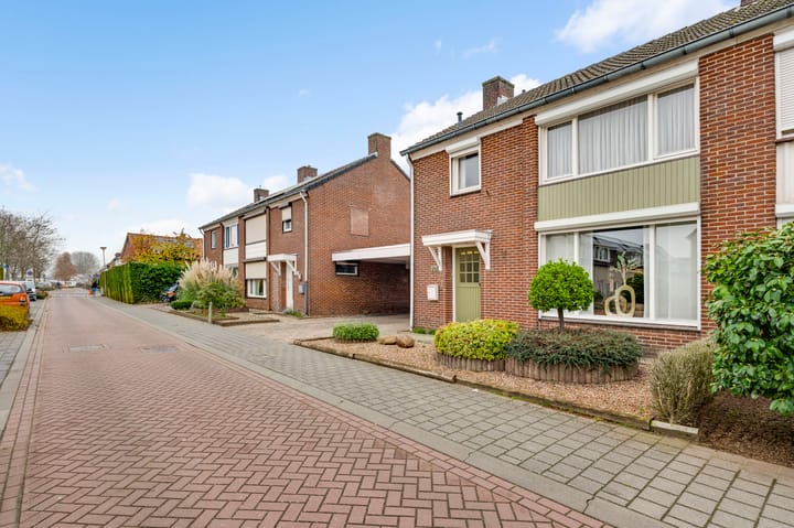 Photo 44 of Sint Willibrordusstraat 20