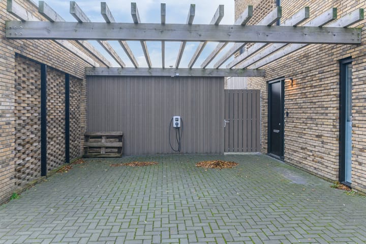 Photo 8 of Anne Vondelinglaan 15