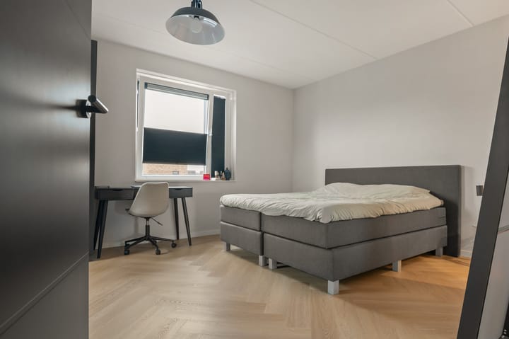 Photo 31 of Anne Vondelinglaan 15