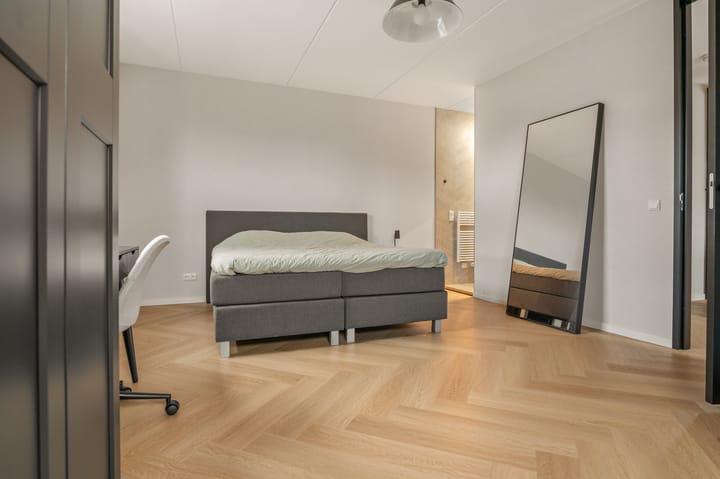 Photo 33 of Anne Vondelinglaan 15