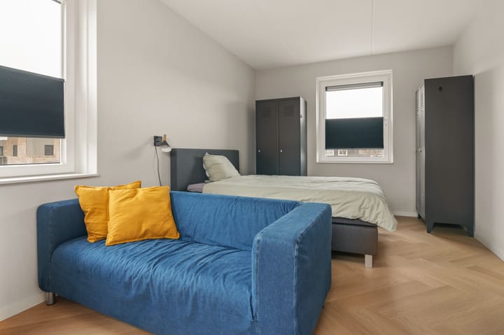 Photo 35 of Anne Vondelinglaan 15