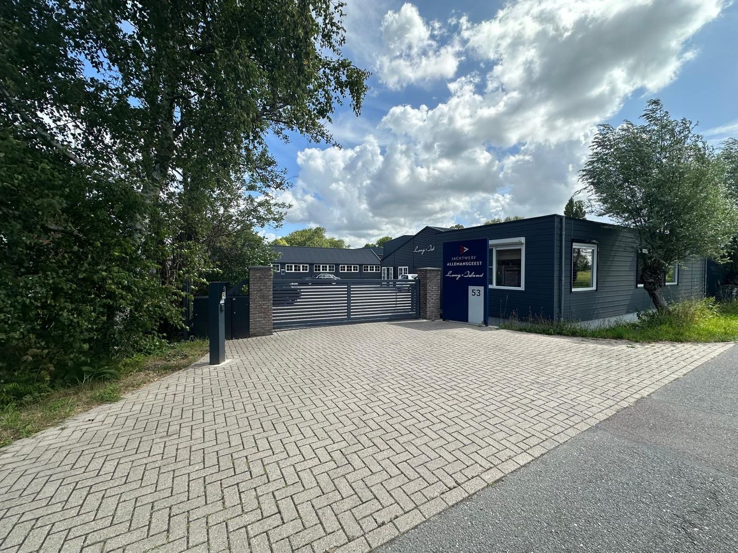 View photo 3 of Hofweg 53