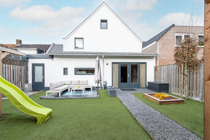 Graaf Ansfriedstraat 1-a