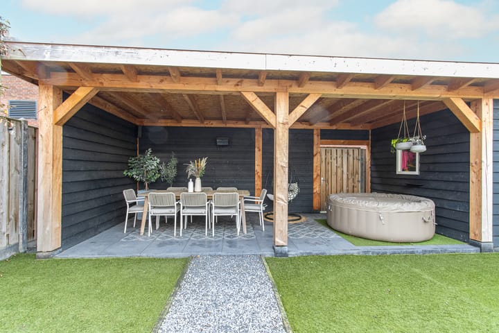 Foto 48 van Graaf Ansfriedstraat 1-A