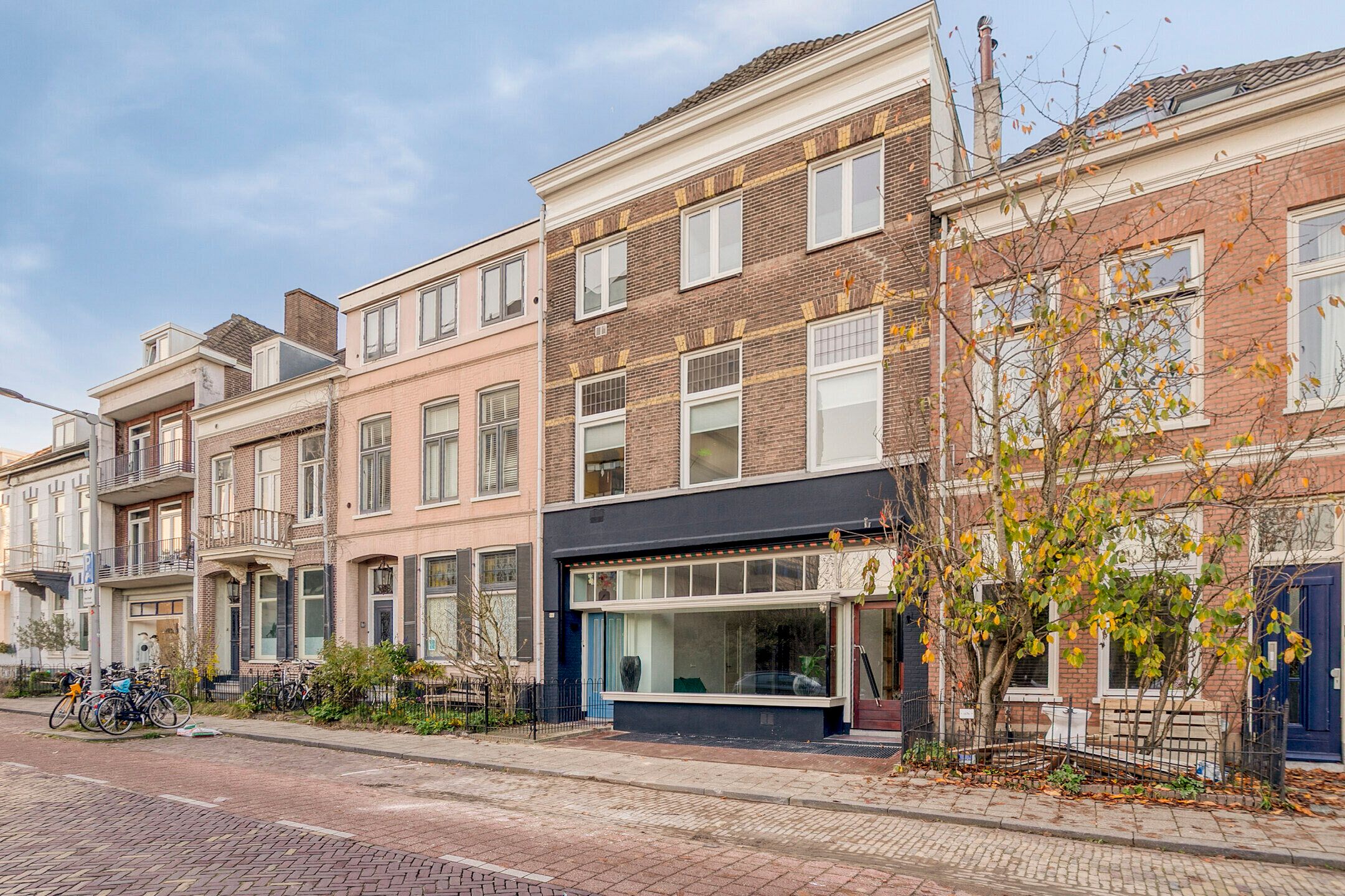 Photo 6 of Sonsbeeksingel 67