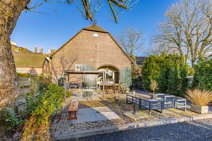 Koningin Emmastraat 4