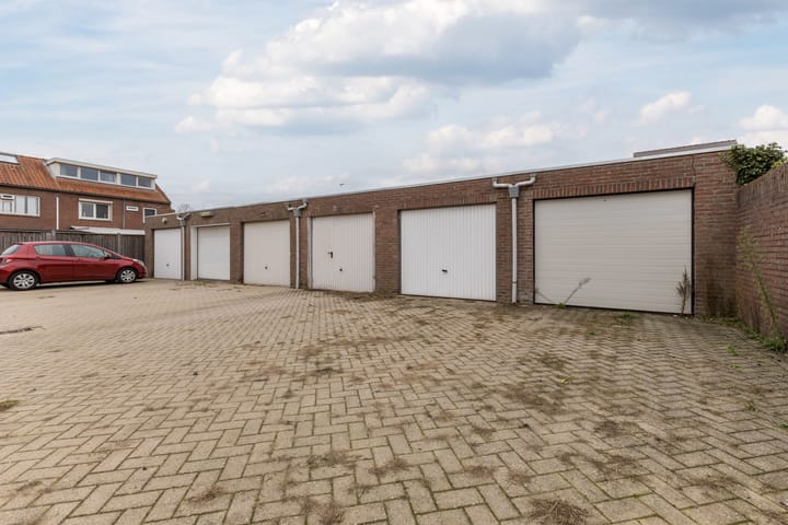 Photo 33 of Vezelstraat 15