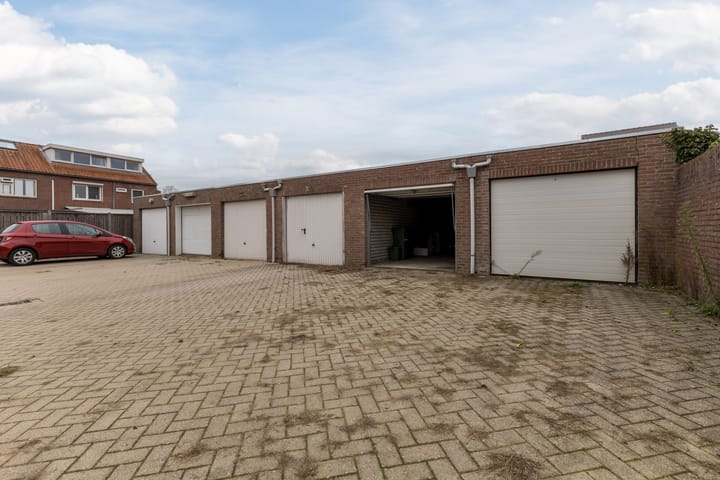 Photo 34 of Vezelstraat 15