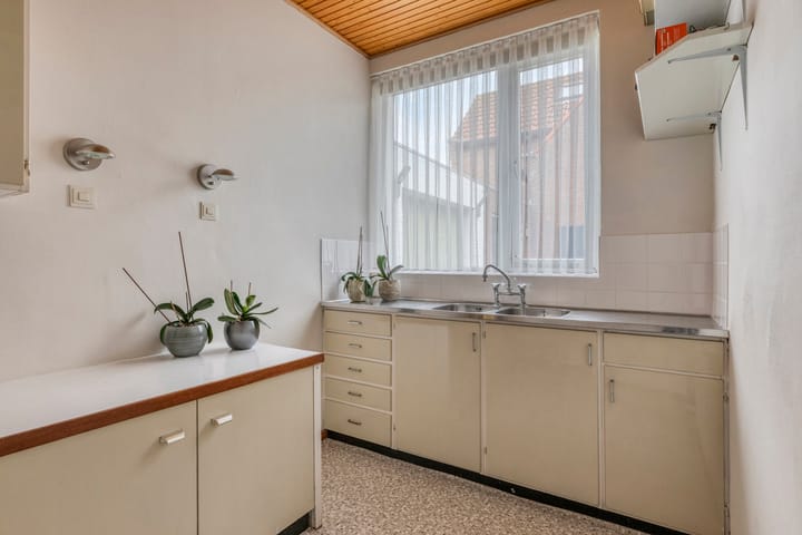 Photo 35 of Ambrosiusweg 31