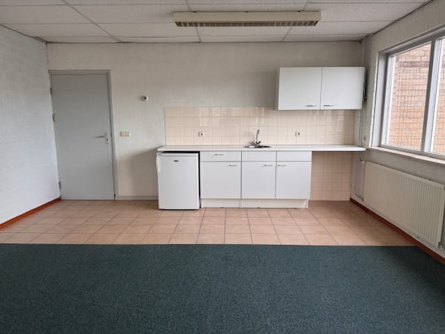 Bekijk foto 3 van Alblasstraat 14-A