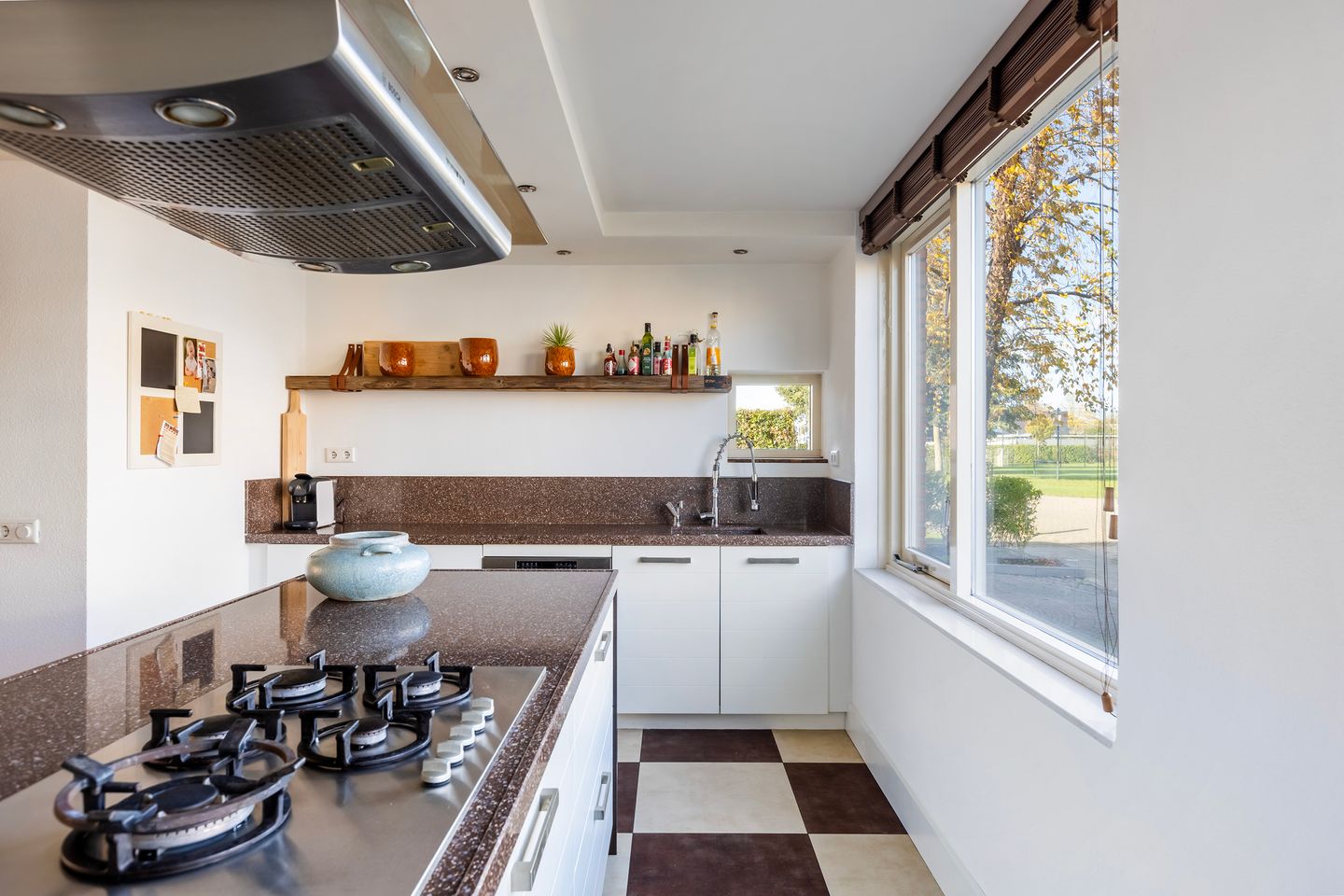 Foto 14 van Van Barrylaan 23