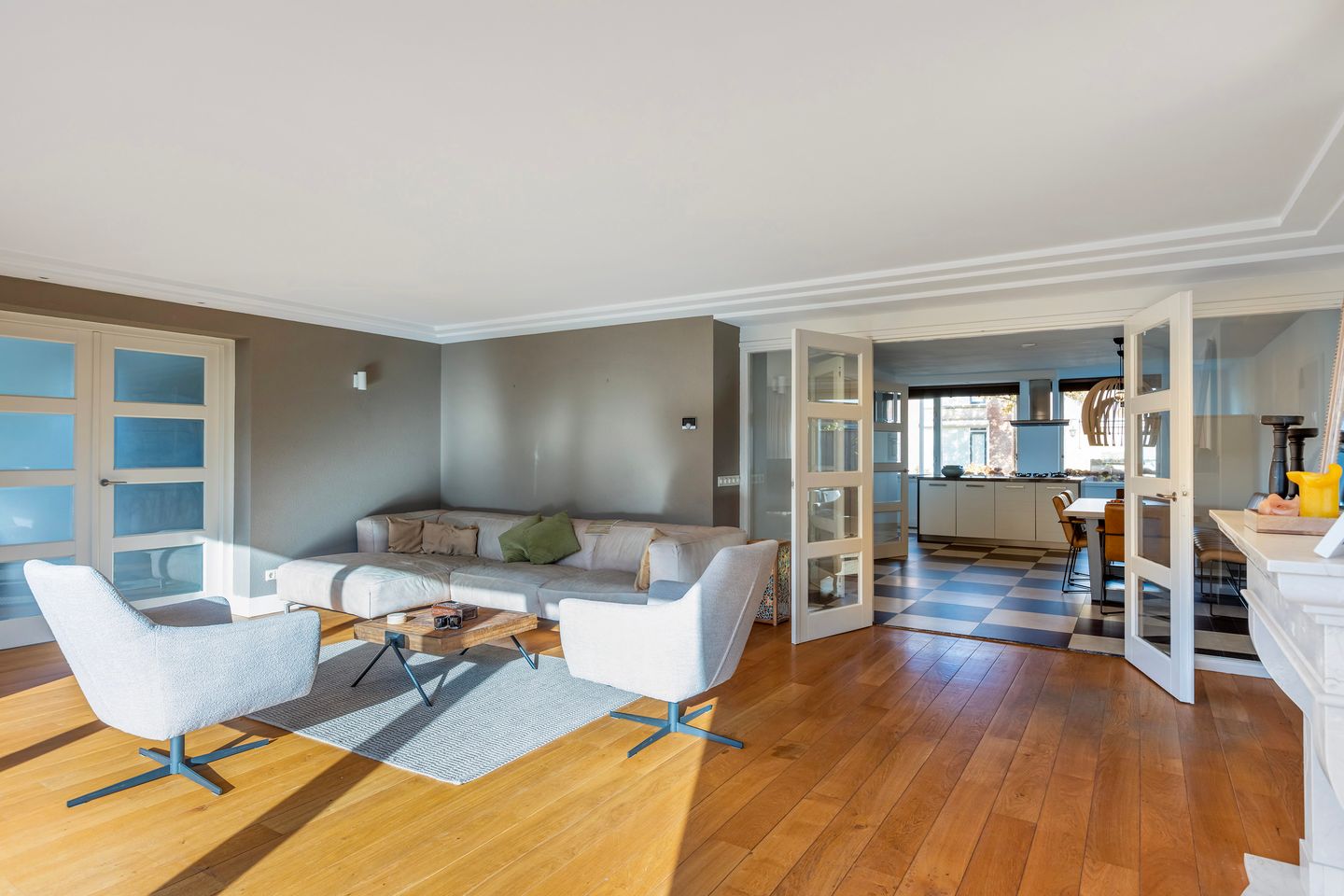 Foto 19 van Van Barrylaan 23