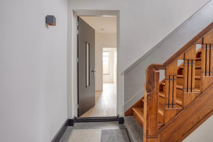 Foto 4 van Spoorstraat 6-A