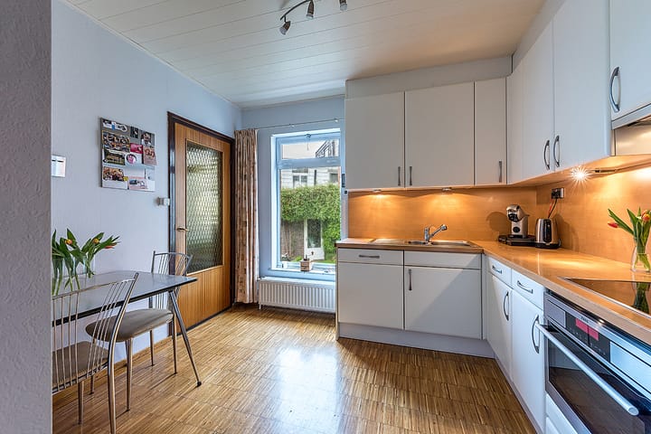 Foto 12 van Chevremontstraat 4