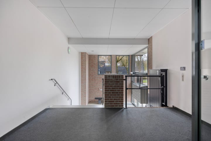 Foto 4 van Burgemeester Mazairaclaan 41