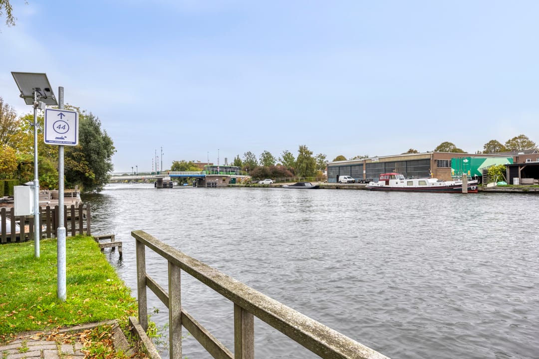 Foto 38 van Sjahrirstraat 5