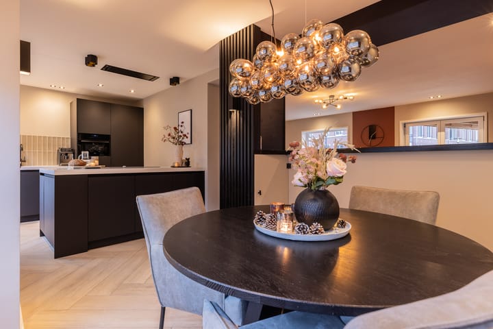 Photo 16 of Tolstraat 26